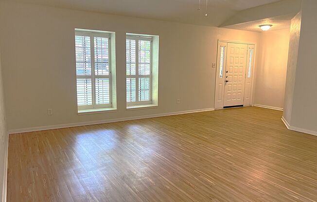 Home for Lease in the Heart of Kingwood