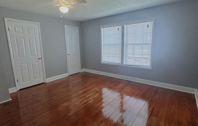 901 Price Ave