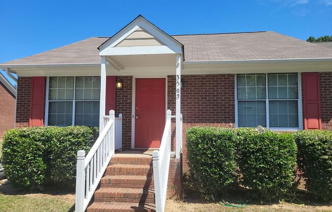 Charming 2-bedroom home nestled in the vibrant city of Raleigh