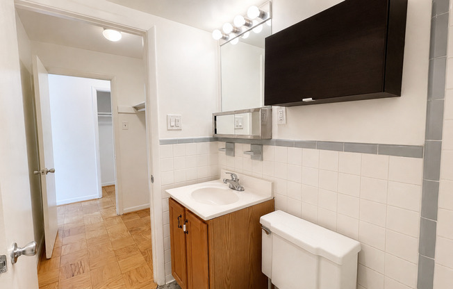 Studio, 1 bath, 368 sqft, $1,595, Unit 111