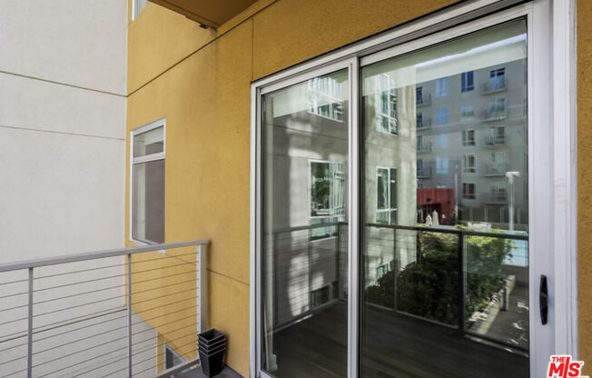 1 bed, 1 bath, 855 sqft, $2,500, Unit 343