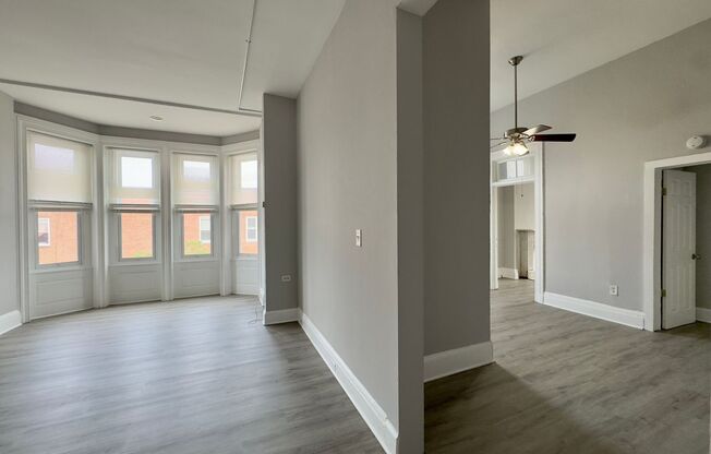 3 beds, 2 baths, 900 sqft, $1,500, Unit 1324-3F