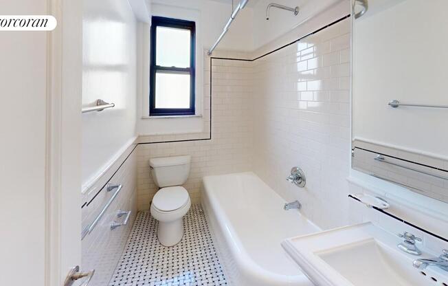 210 E 68th St, New York NY 10BC