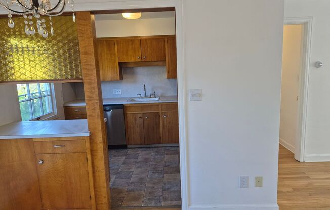 1 bed, 1 bath, 740 sqft, $1,630, Unit 39