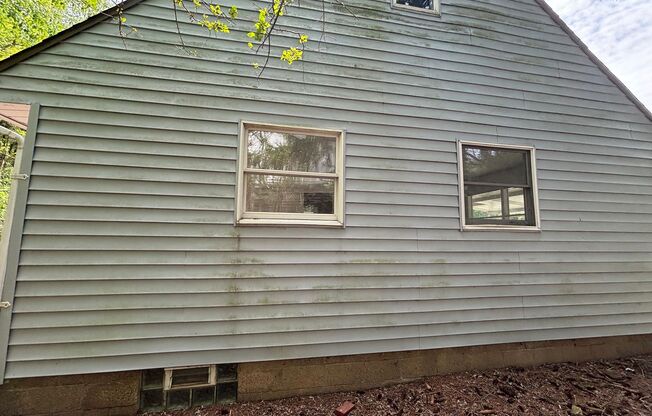 Tired of being a renter and want to own your own home? This is a Lease with Option to Purchase deal (this is NOT a traditional rental).
