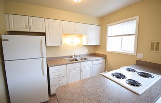 Bella Courtyard MEN5025