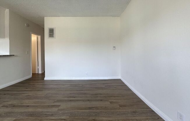 2 beds, 1 bath, 850 sqft, $1,945, Unit 17818 - 15