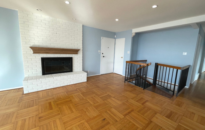 Large Five Bedroom, Three Bathroom with Incredible View