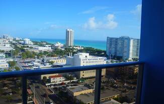 1 bed, 1 bath, 900 sqft, $2,450, Unit PH109