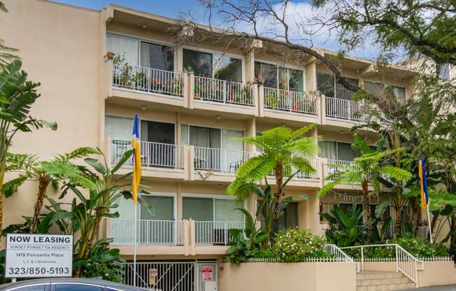 Apartment Building in Los Angeles