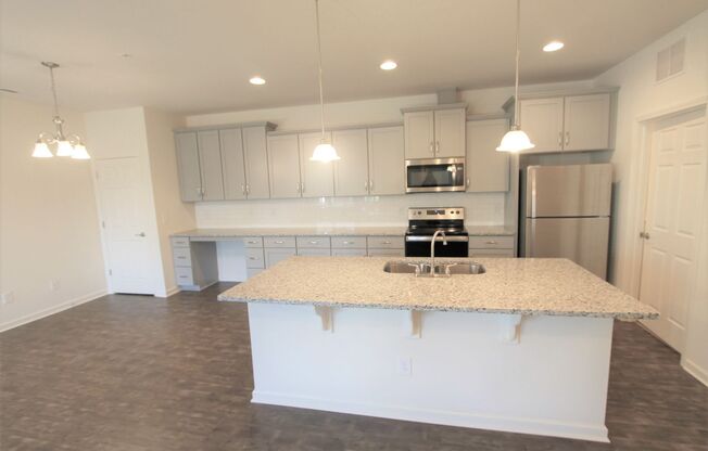 BEAUTIFUL 3BD 2.5 BTH Apartment home RAINTREE - Ballantyne Commons Pkwy