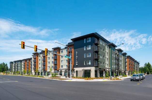 Apartment Building Exterior at STATION BY VINTAGE, Washington