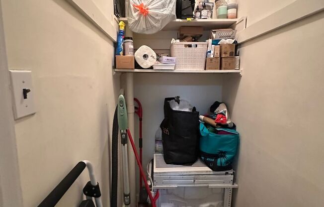 Studio, 1 bath, $2,025, Unit 212