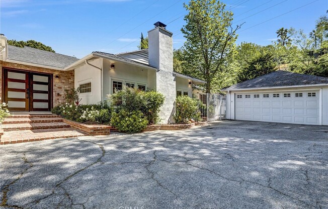 4936 MATULA DR