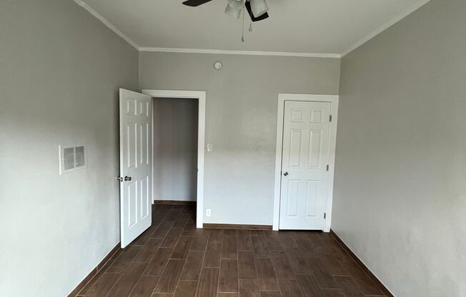 4145 GARTHWAITE AVE LLC