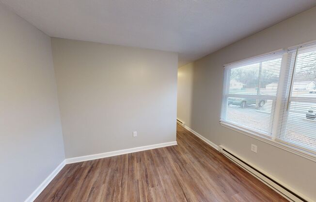 1 bed, 1 bath, 470 sqft, $825, Unit 1375 B