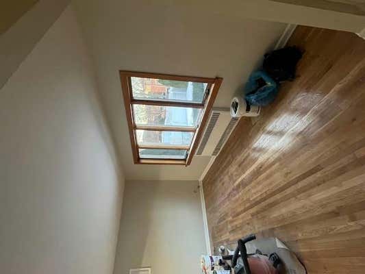 3 beds, 1 bath, 1,100 sqft, $3,500