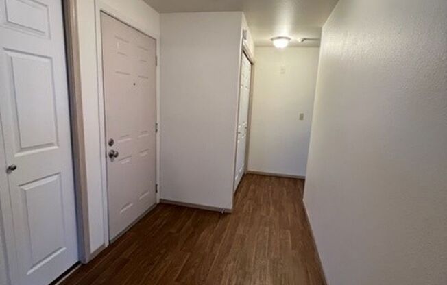 2 beds, 2 baths, 1,030 sqft, $1,765, Unit 521