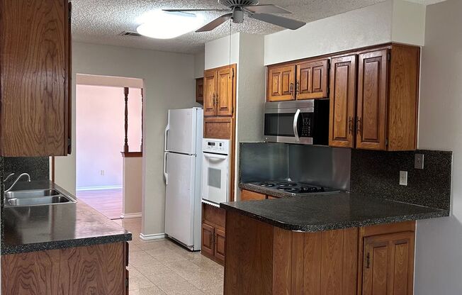 3 beds, 2 baths, $1,900