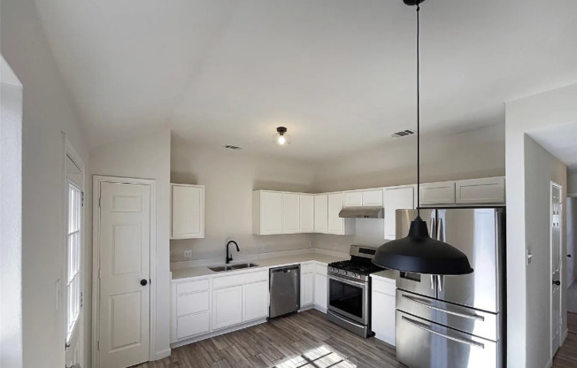 1610 COTTONWOOD CT