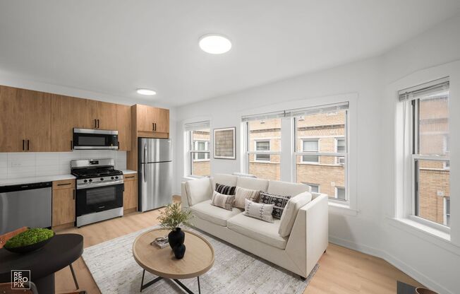 2 beds, 1 bath, 750 sqft, $2,095, Unit 1438-1F