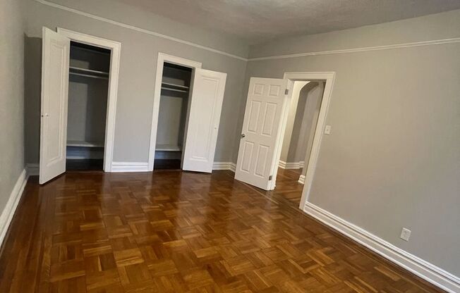 1 bed, 1 bath, 860 sqft, $1,720, Unit 2D