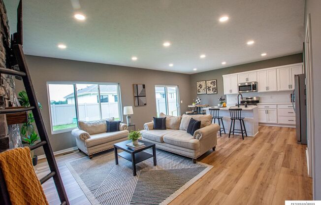 14802-14804 Willow Street