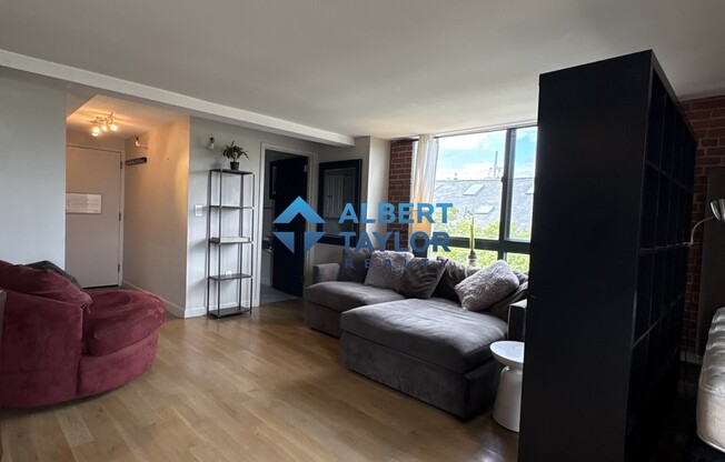 42 8th St 4101
