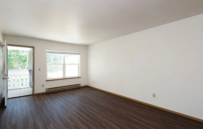 1 bed, 1 bath, 590 sqft, $1,595, Unit 103
