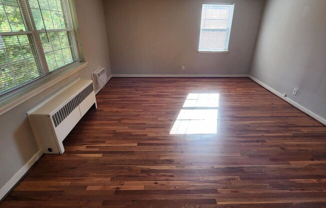 1 bed, 1 bath, 663 sqft, $2,050, Unit D-16