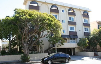 Spacious Playa Del Rey Condo with Upgrades & Parking!