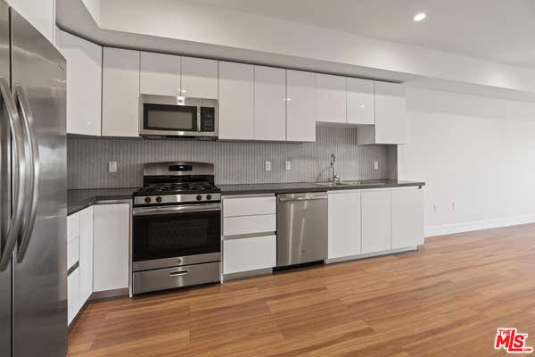 518 N Gramercy Pl.