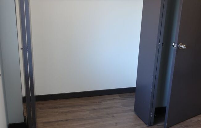 2 beds, 2 baths, $2,295, Unit 309