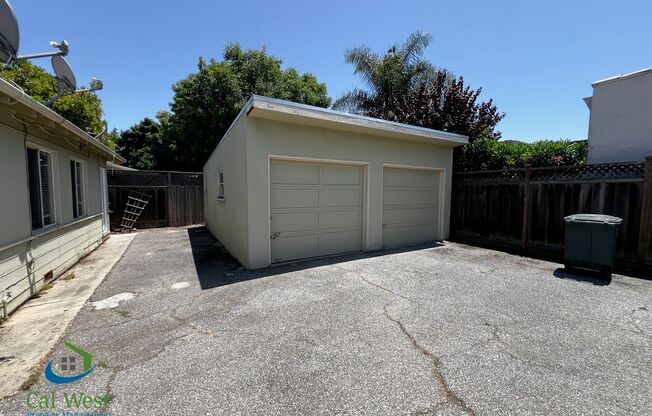 $2,795 - Darling 2 Bedroom 1 Bathroom Duplex in Sunnyvale