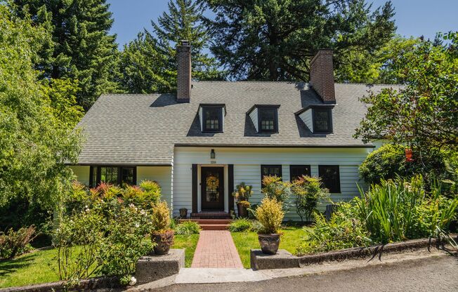 Luxurious Portland Heights home tucked away on a private street on nearly half an acre.