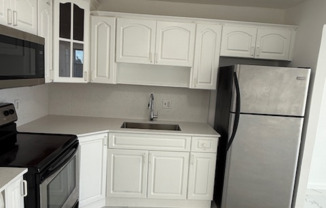 1300 NE Miami Gardens Dr