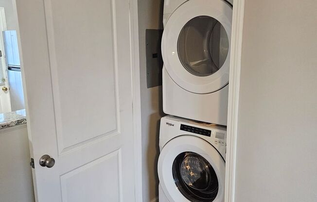 1 bed, 1 bath, 750 sqft, $1,500, Unit D-3