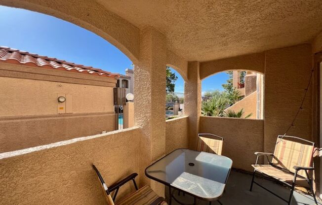 2 beds, 2 baths, $1,600, Unit # 2412
