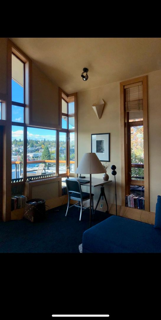 3221271