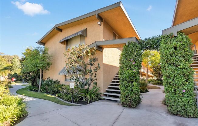 LAKEWOOD TERRACE APTS.