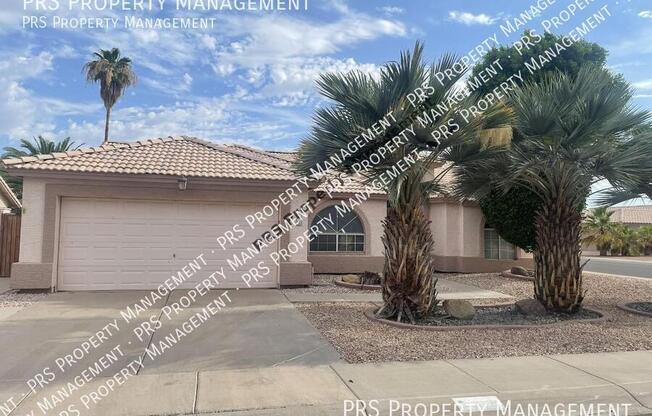 884 E CINDY ST