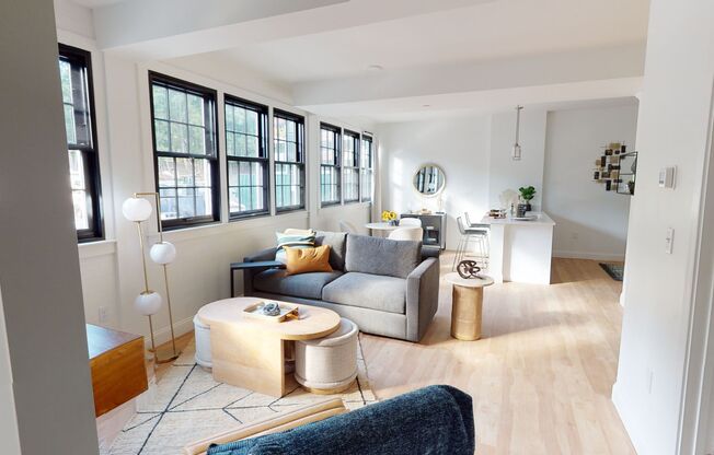 1 bed, 1 bath, 742 sqft, $2,650, Unit 44-103