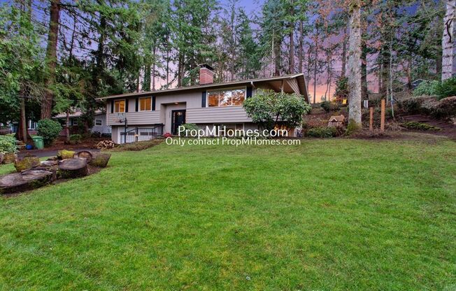 Enchanting 4-Bed Palisades Oasis with Idyllic Garden!