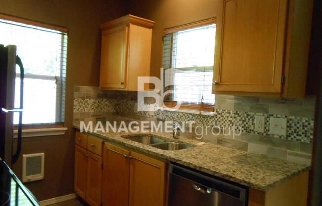 3 beds, 2.5 baths, $2,250