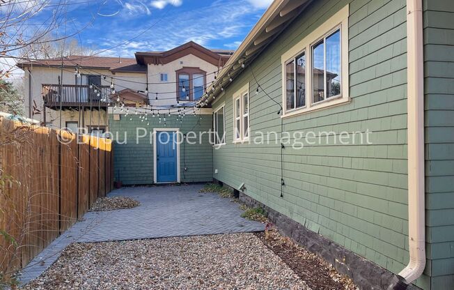 Charming Downtown Bungalow
