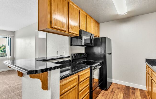 2 beds, 2 baths, 905 sqft, $2,502, Unit Unit 324