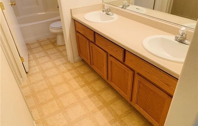 6546 Ozzie Harriet Avenue Unit 101 Bldg 109 Las Vegas, NV 89122
