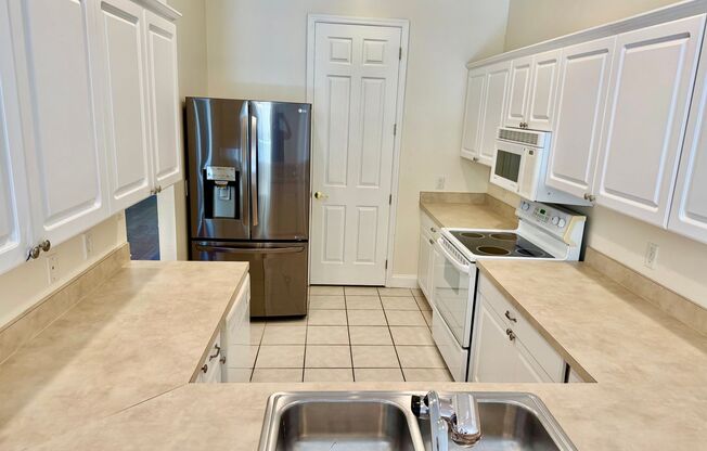 3 Bedroom South of Westshore Marina District