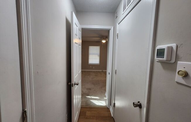 1 bed, 1 bath, $1,275, Unit Unit 8