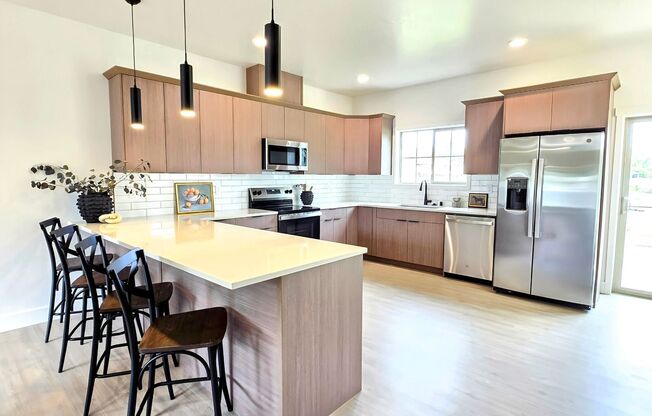 BRAND NEW TOWN HOMES W/STORAGE INCLUDED!